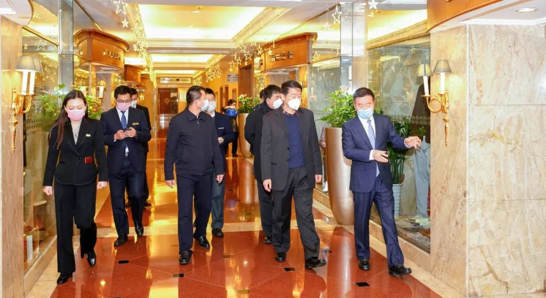 集團黨委書記、董事長任丁一行赴錦江賓館督導檢查疫情防控工作