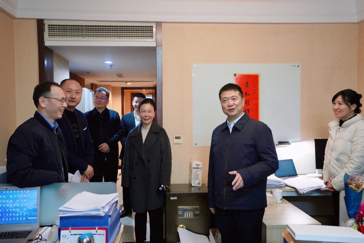 溫暖啟航，共赴新篇！—— 省旅投集團領導走訪慰問干部職工